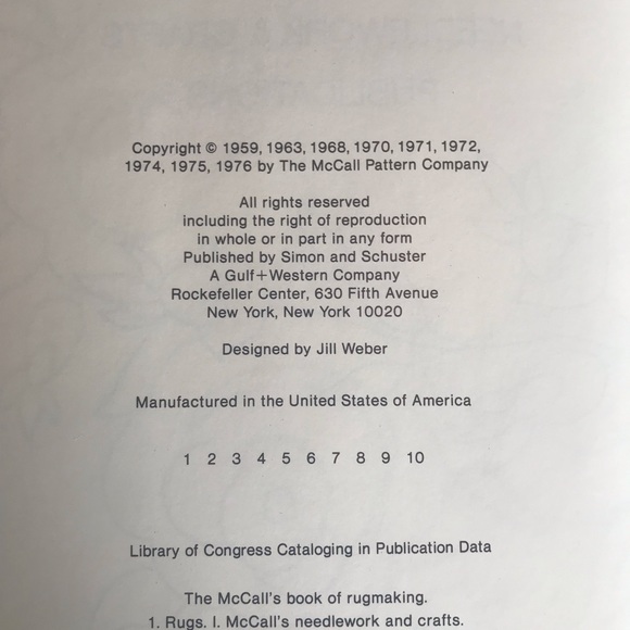 Vintage hard cover, The McCall’s Book of Rugmaking - Picture 3 of 4